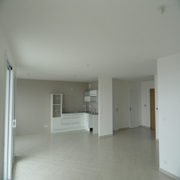 Offres de location Appartement Davézieux 07430