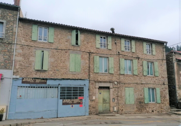 Offres de vente Immeuble Bourg-Argental 42220